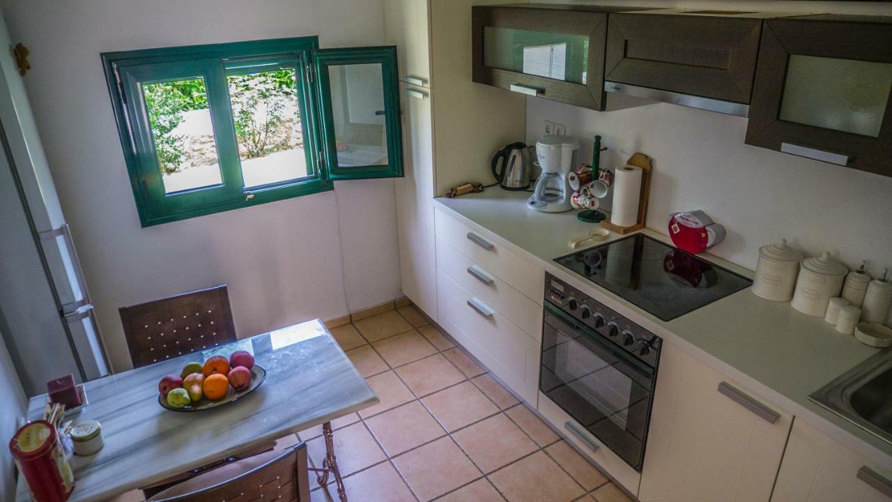 Sylvia'S Guest House Kavrokhorion Екстер'єр фото